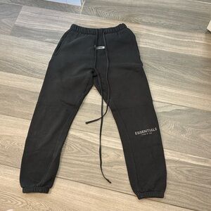 Essentials fears of god sweat pants